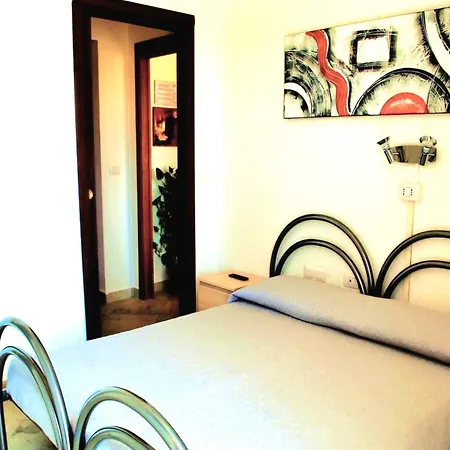 Isola Dei Sogni לינה וארוחת בוקר *